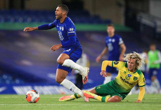 球迷仍对欧 球迷仍对欧